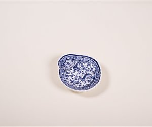 Loiça Decorativa Sec. XV a XIX - Prato Azeitonas 